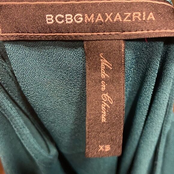 BCBG Women’s Blouse With Beads on Sleeves Size XS - Picture 4 of 5